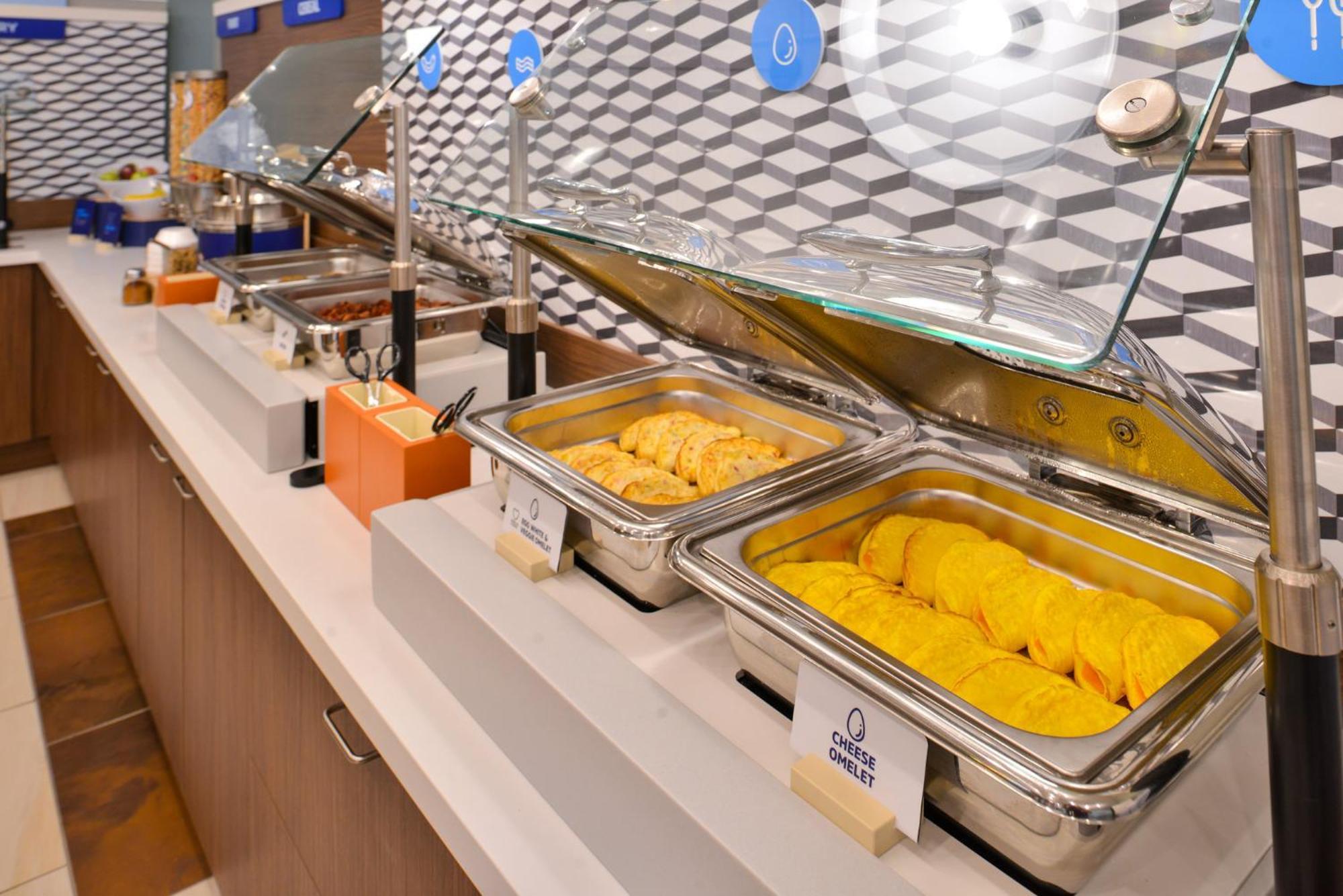 Holiday Inn Express & Suites Mansfield - Ontario By Ihg Ngoại thất bức ảnh